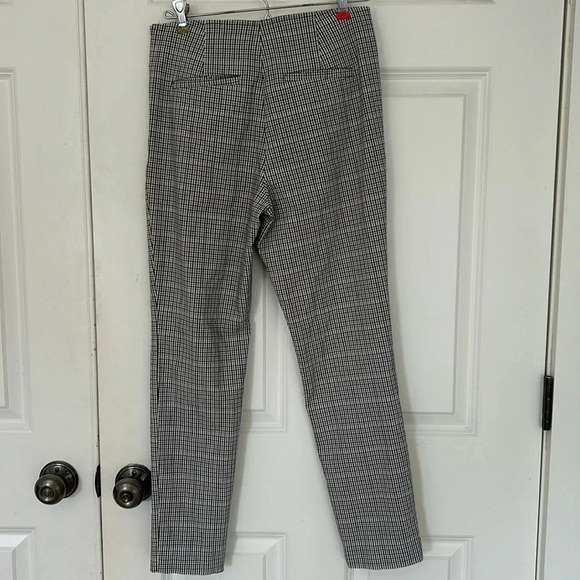A New Day plaid black gray and white stretch pants size 4 - Picture 5 of 10